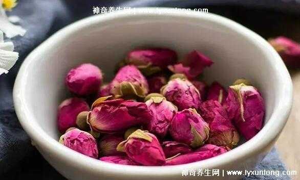 玫瑰花泡手功效（玫瑰花泡水有何功效）