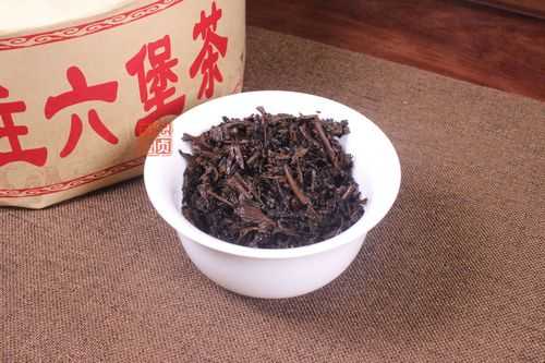 8年的六堡茶价格（六堡茶多少年算老茶）